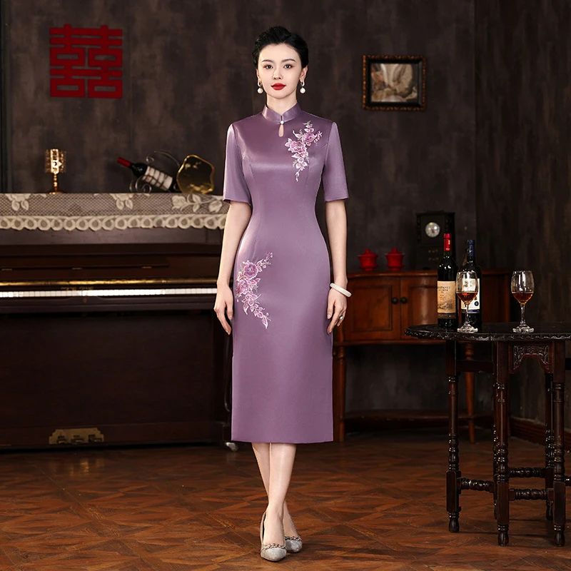 高端喜婆婆旗袍2025刺绣紫色婚宴装订婚女孩穿的衣服大气上档次