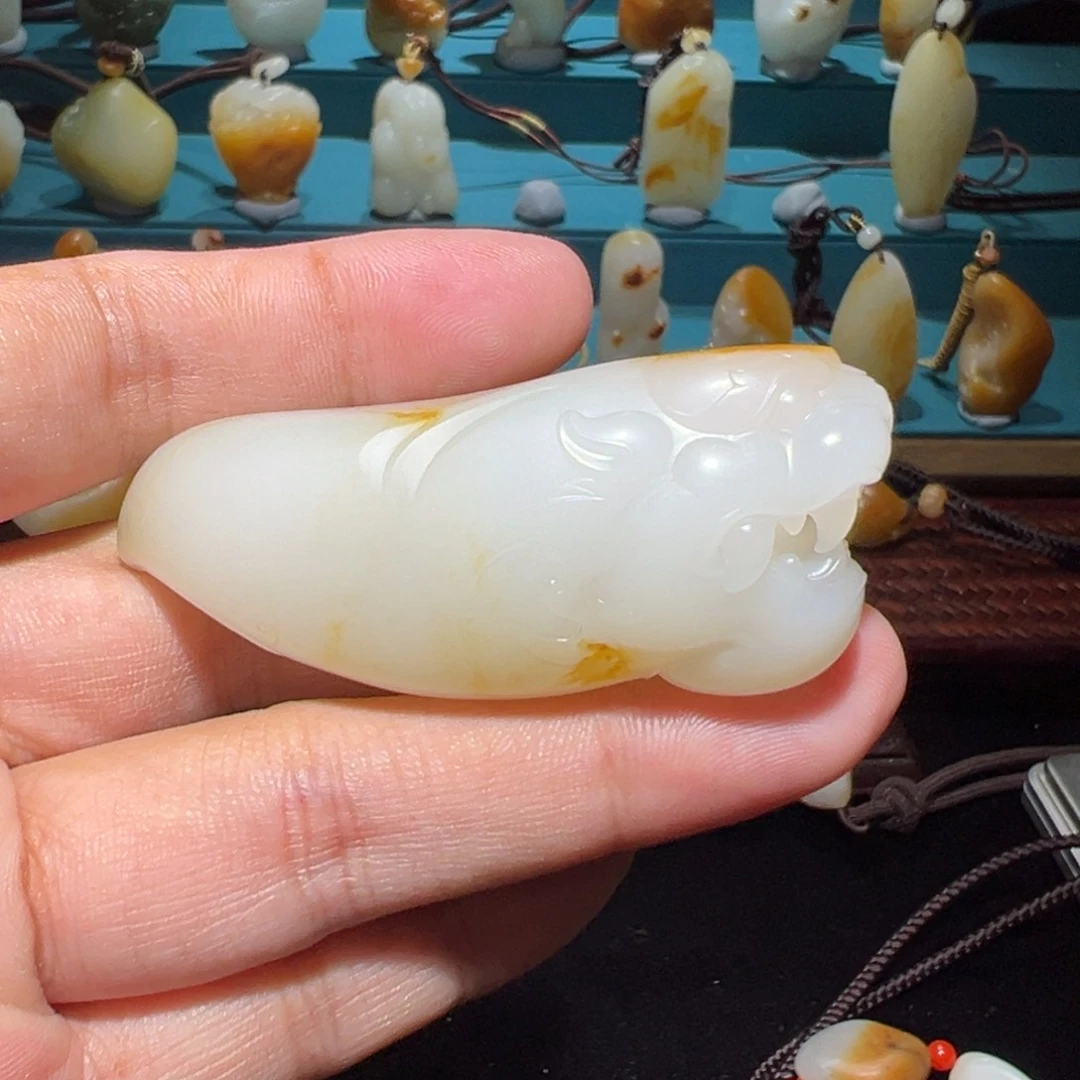 颈饰未镶嵌和田玉（子料）傅*