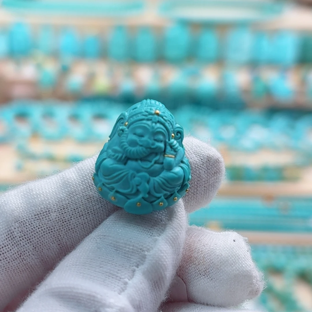 绿松石未镶嵌珠宝奇石