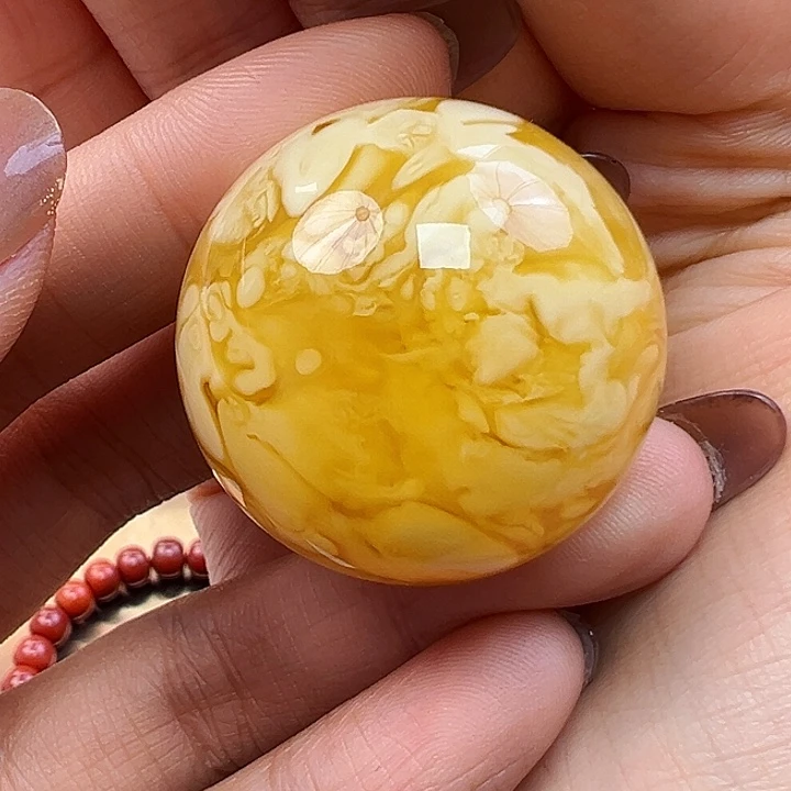 蜜蜡未镶嵌珠宝奇石