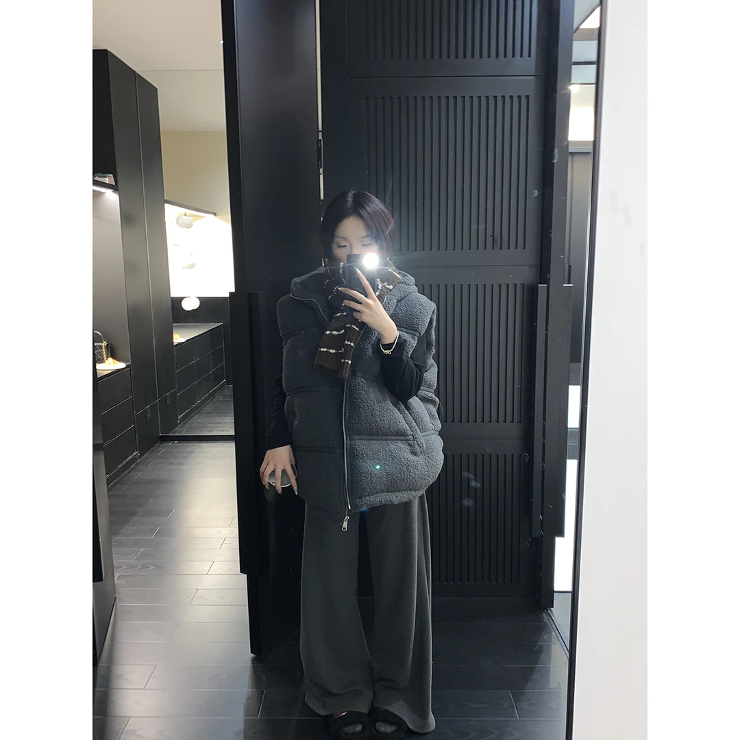 【LIUKY】冬季小众高级感摇粒绒加厚复古保暖宽松情侣连帽棉衣马甲