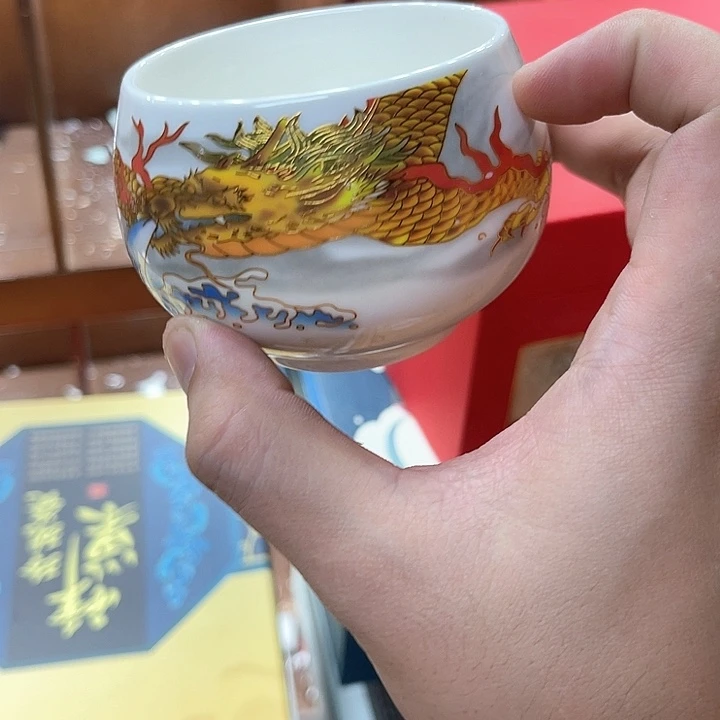 孤品茶具套装等。