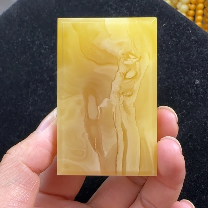 蜜蜡珠宝奇石未镶嵌