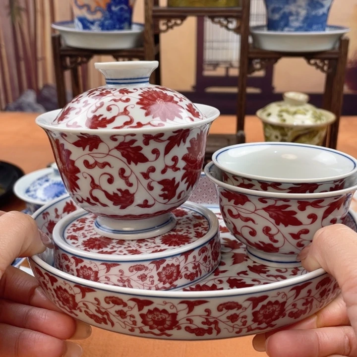 陶摆件釉里红缠枝莲五件套