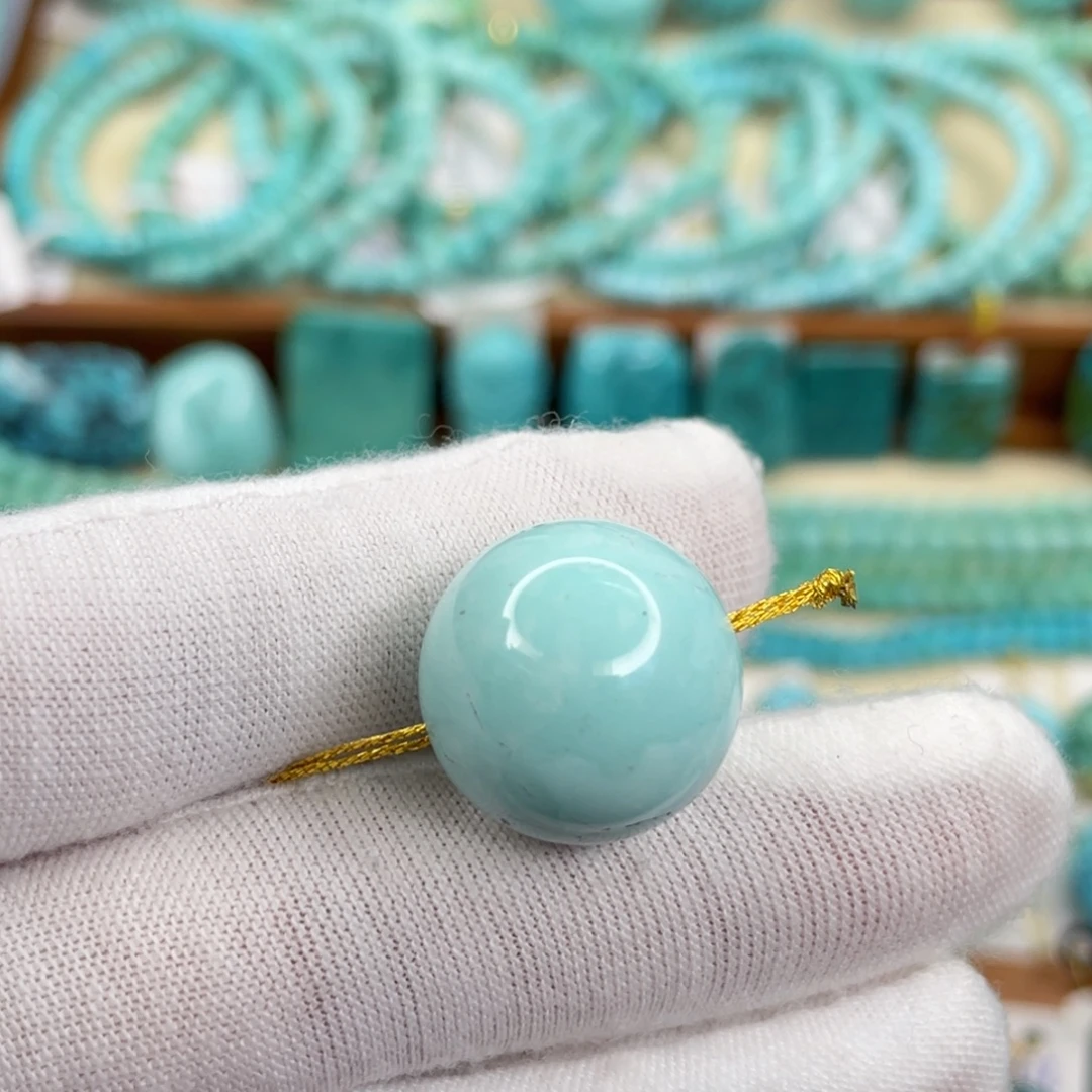 绿松石未镶嵌挂件