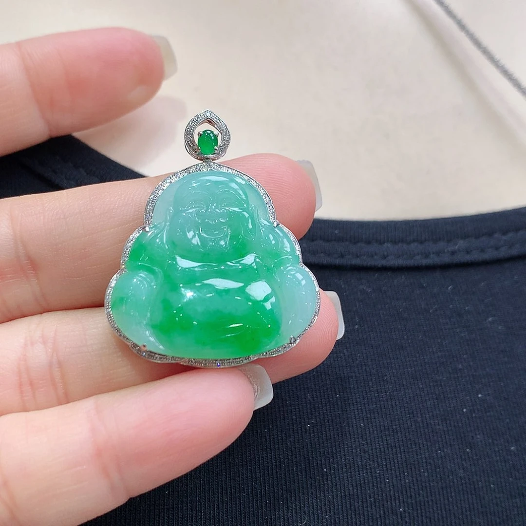 翡翠颈饰18K金镶嵌佛公