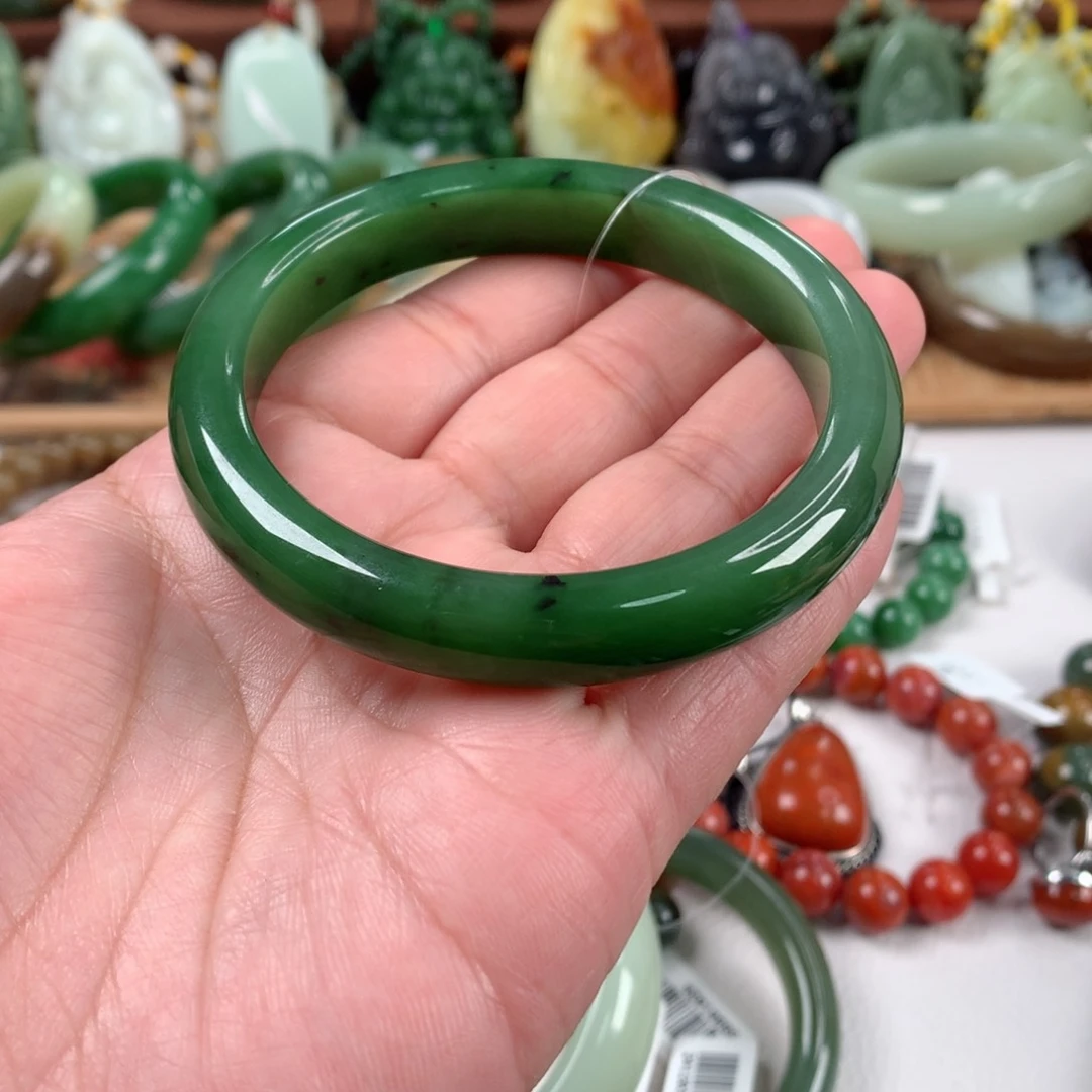 和田玉手镯未镶嵌60_61口径