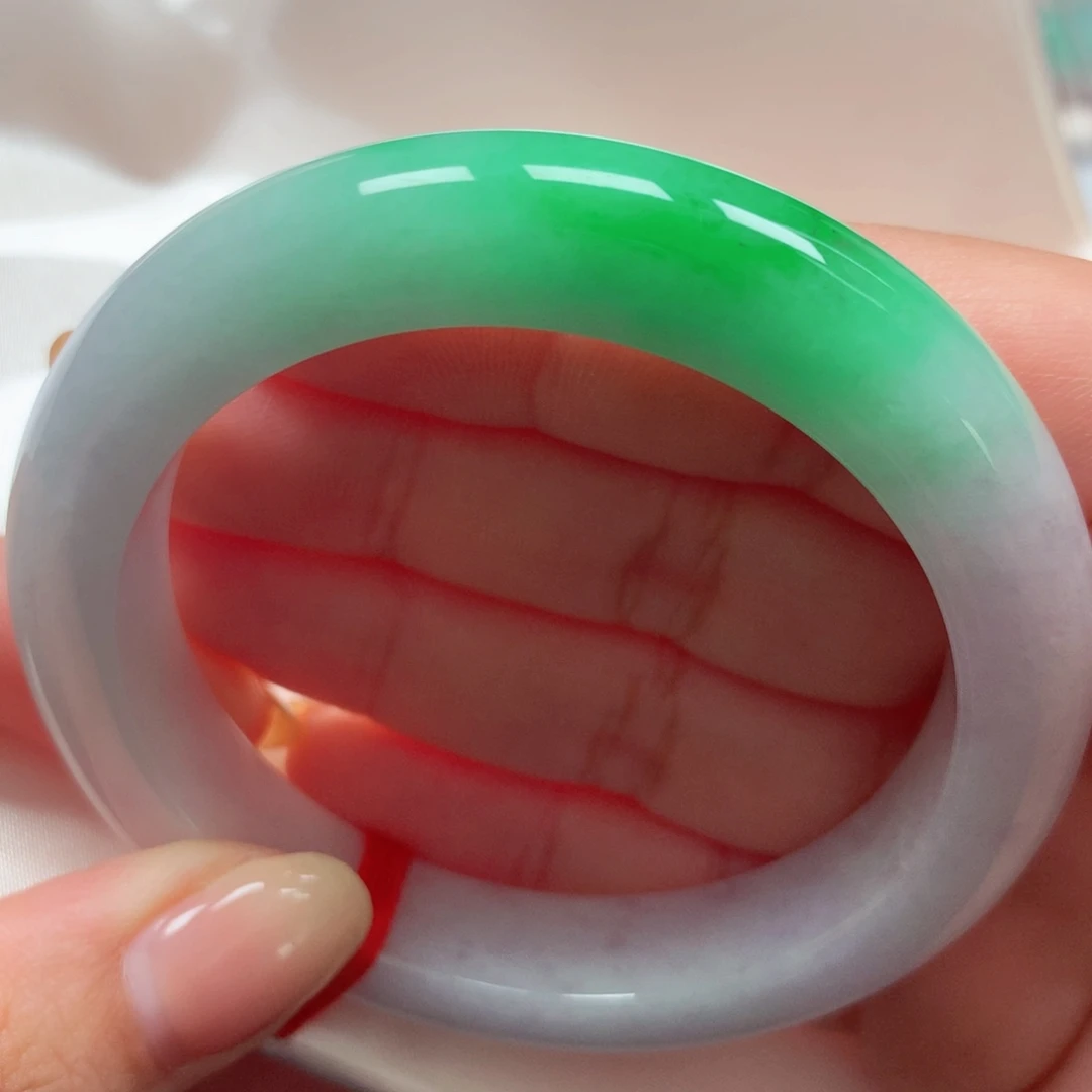 翡翠未镶嵌手镯59辣阳绿