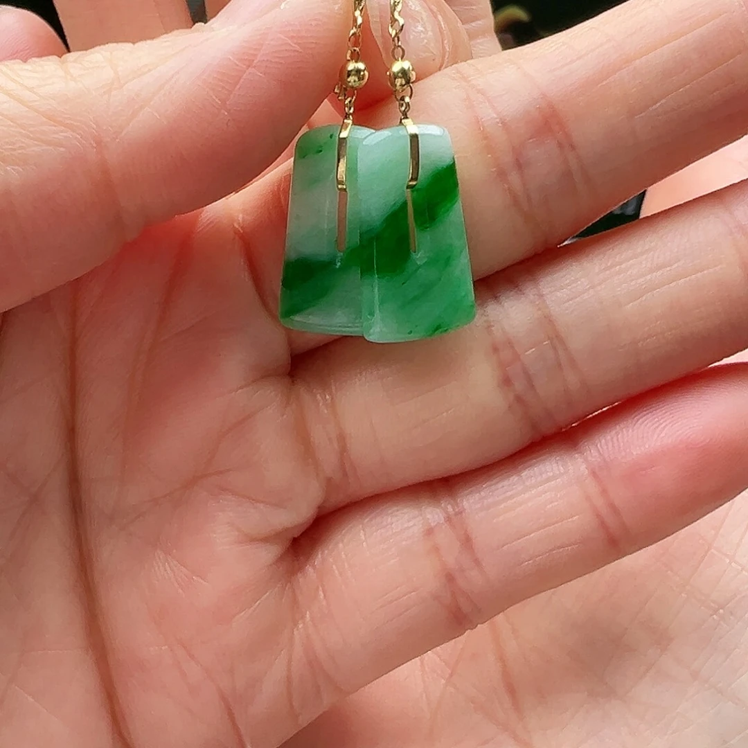 翡翠耳饰18K金镶嵌天然翡翠