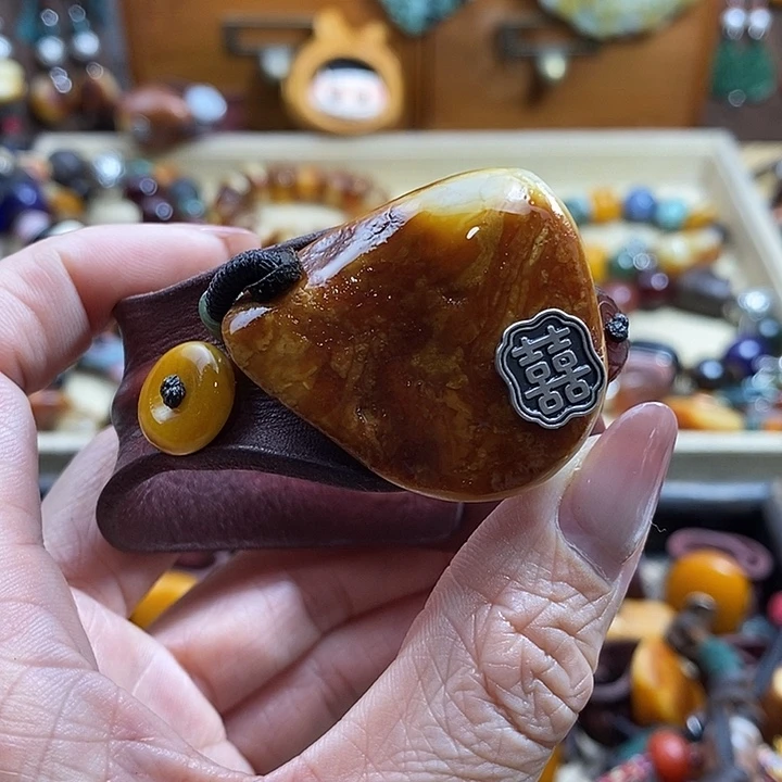 蜜蜡未镶嵌手镯手镯