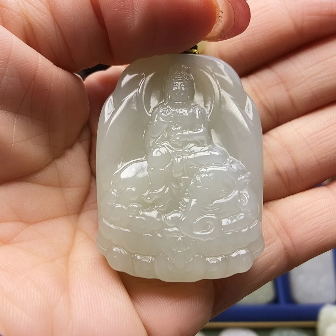 和田玉颈饰未镶嵌这***了