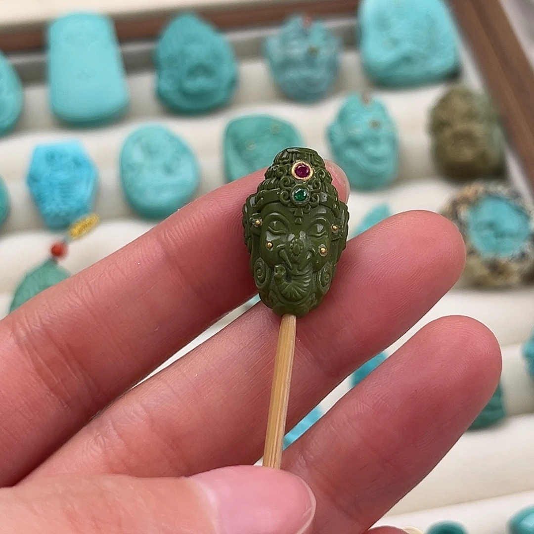 绿松石未镶嵌公主象