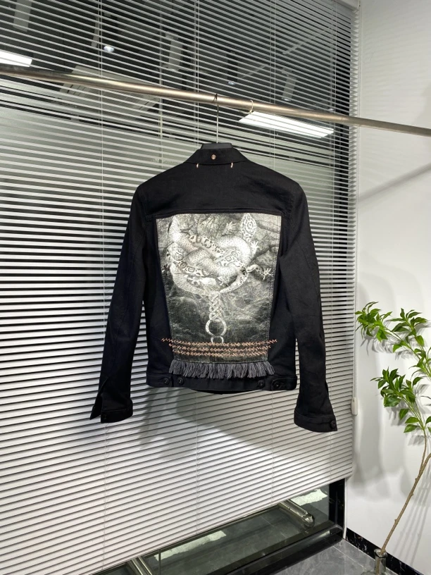 99新 Givenchy/纪梵希 牛仔夹克 外套 动物森林3D刺绣 M码 ko1931