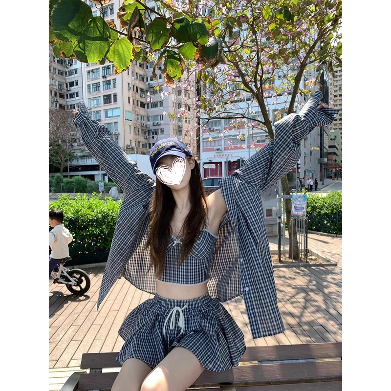慵懒宽松格子衬衫短款吊带A字蓬蓬短裤三件套装   80512