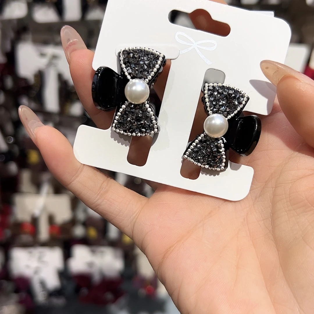 皮质铁合金蝴蝶结刘海抓