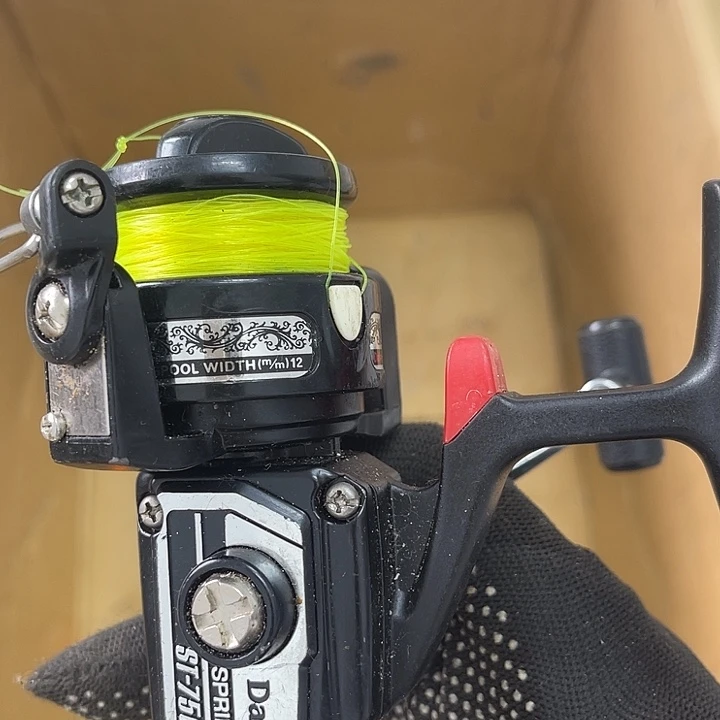 蒙*拿中古渔具轮一物一拍看好下单