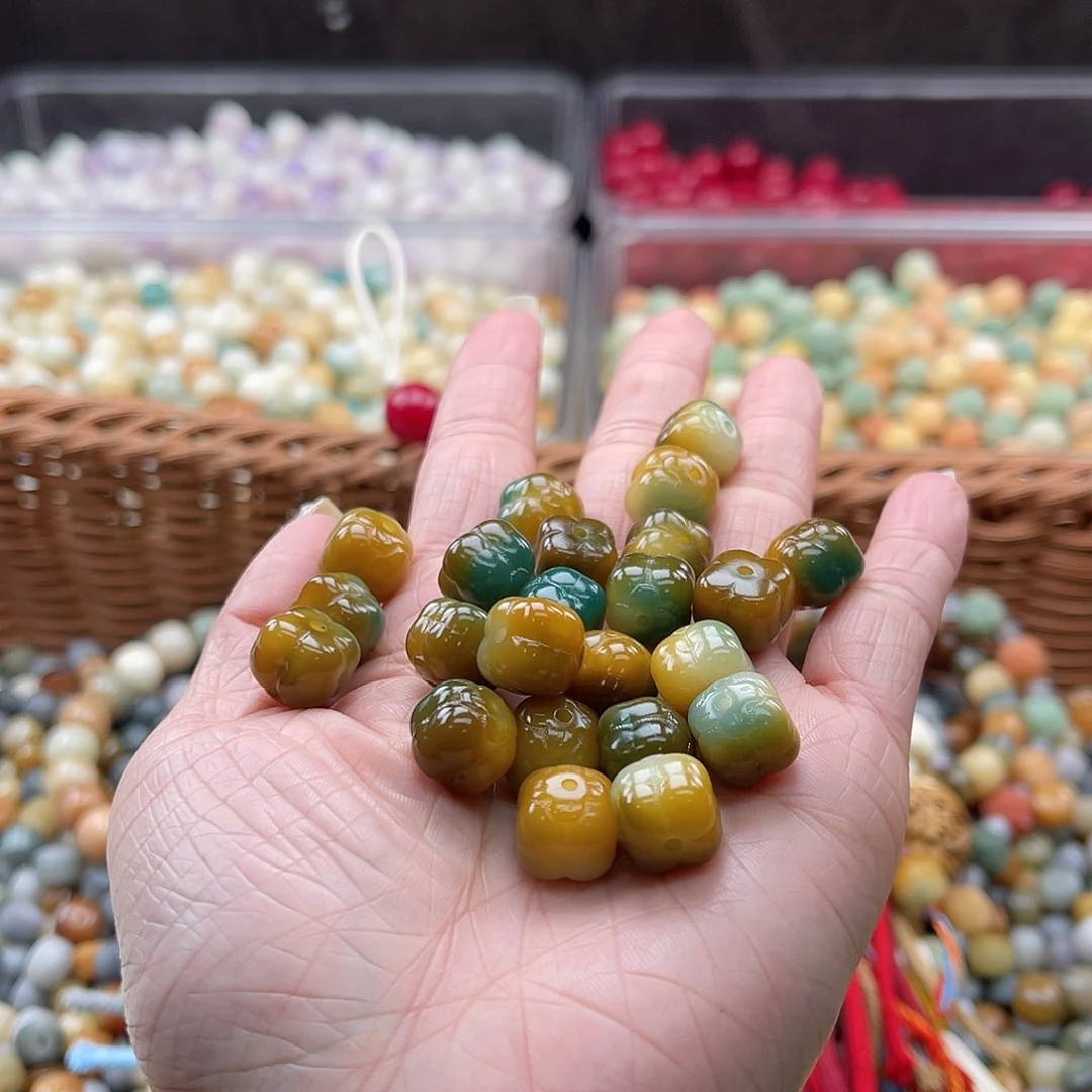 白玉菩提吊坠Z/11mm/5+5颗微瑕