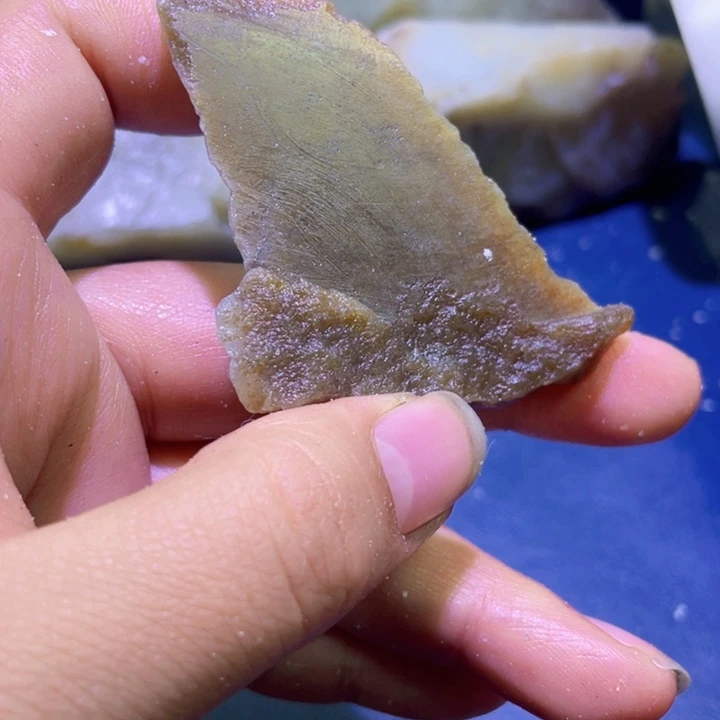 和田玉未镶嵌珠宝半成品