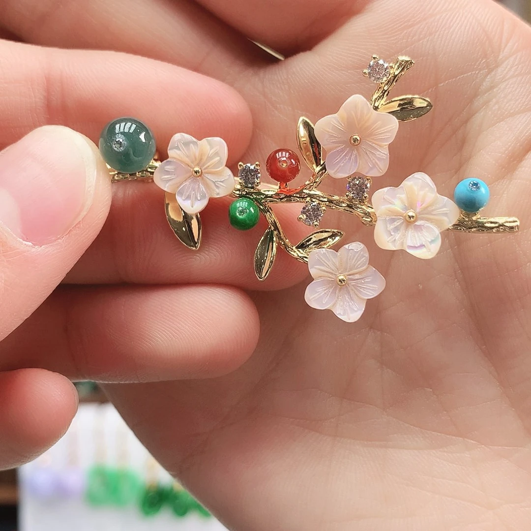 翡翠颈饰未镶嵌吊坠