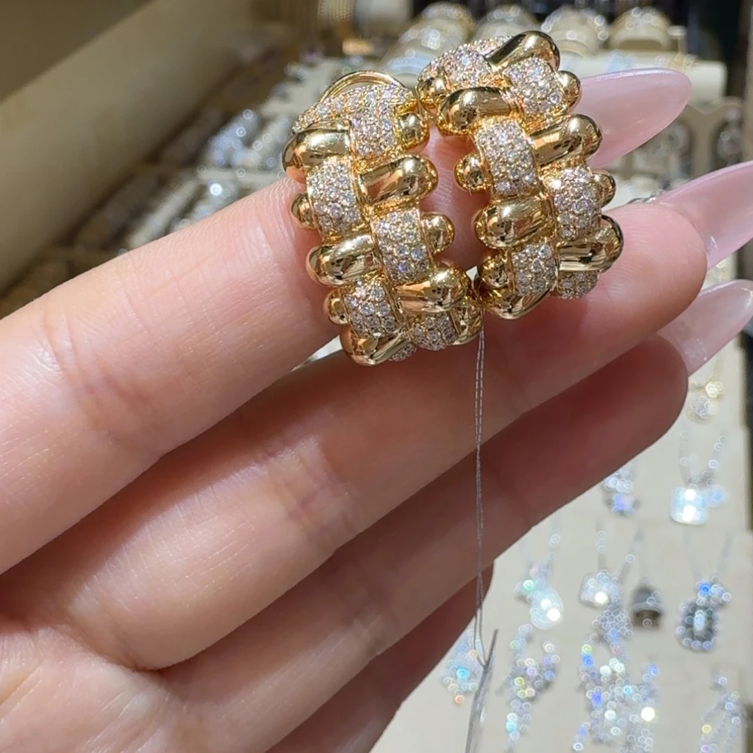 耳饰钻石18K金镶嵌