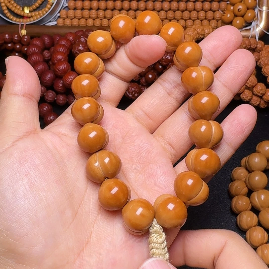 吊坠猴头核桃小屁桃