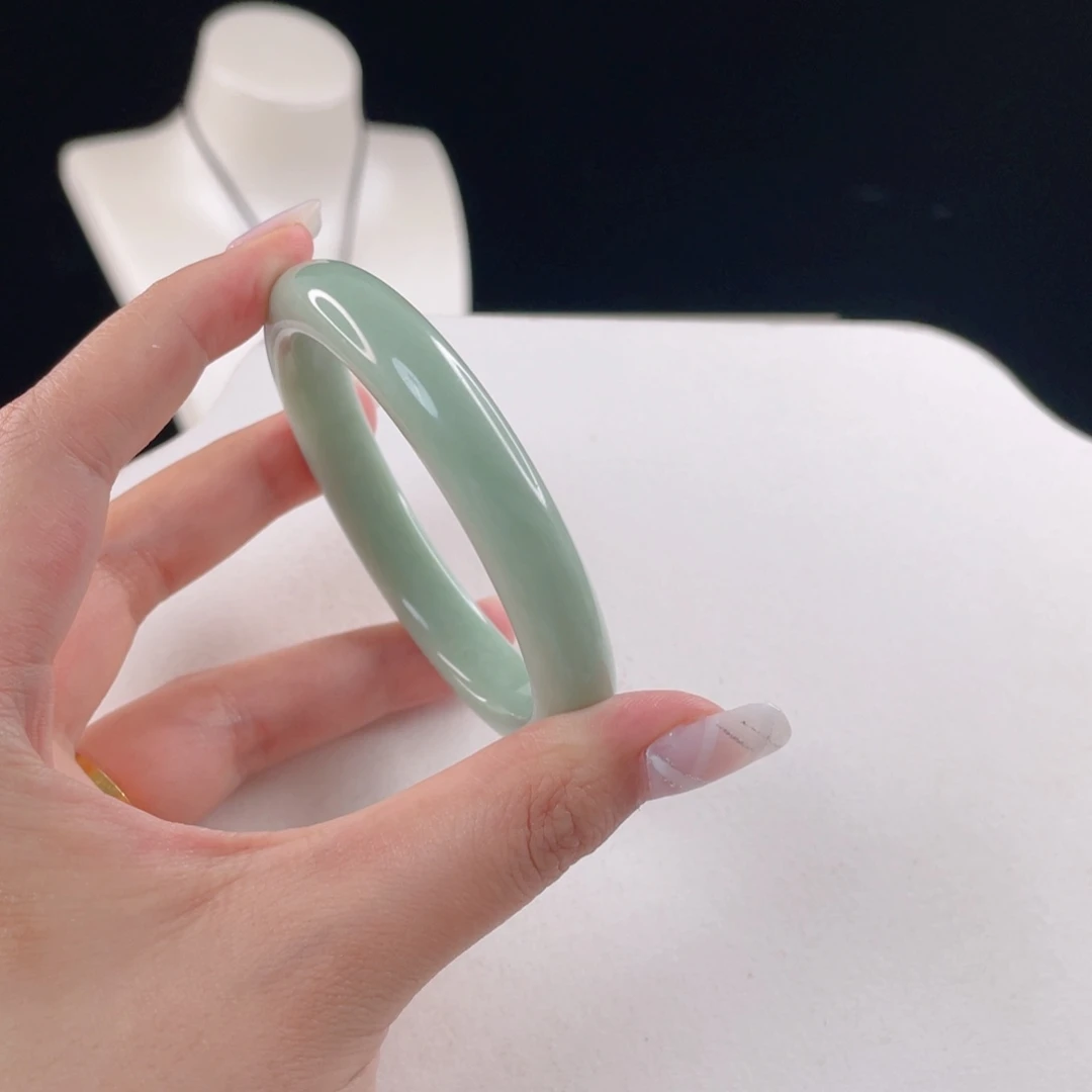 蓝田玉（蛇纹石化大理石玉）手镯未镶嵌顶*呱