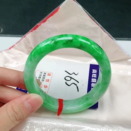 未镶嵌手镯翡翠翡翠手镯