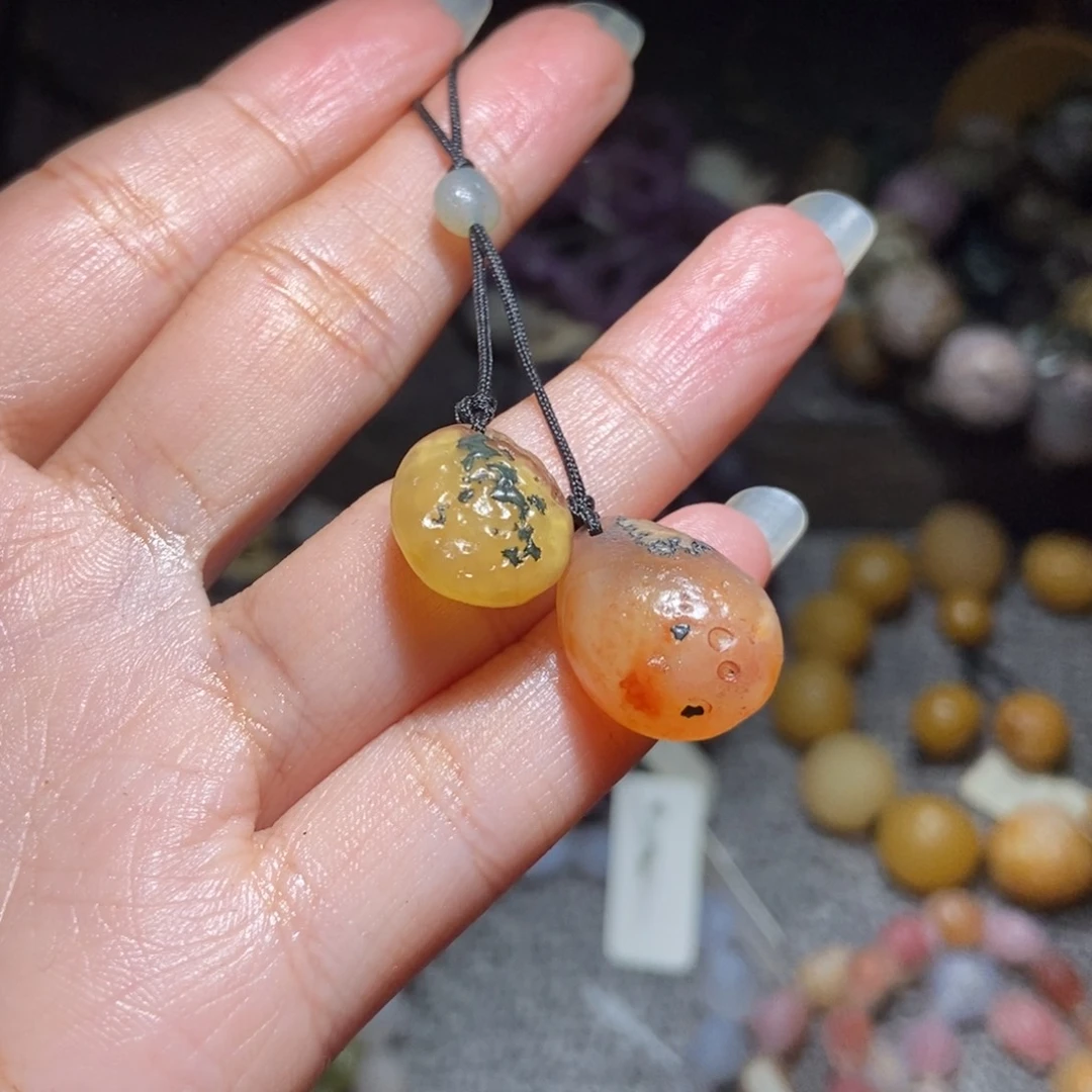 贰***y未镶嵌玛瑙/玉髓珠宝半成品