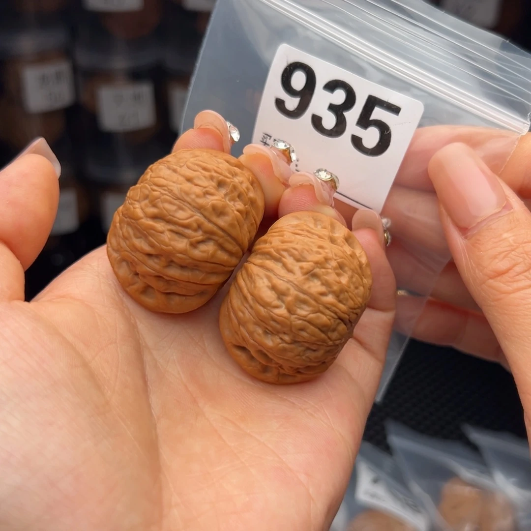 文玩核桃吊坠B****n铁锤