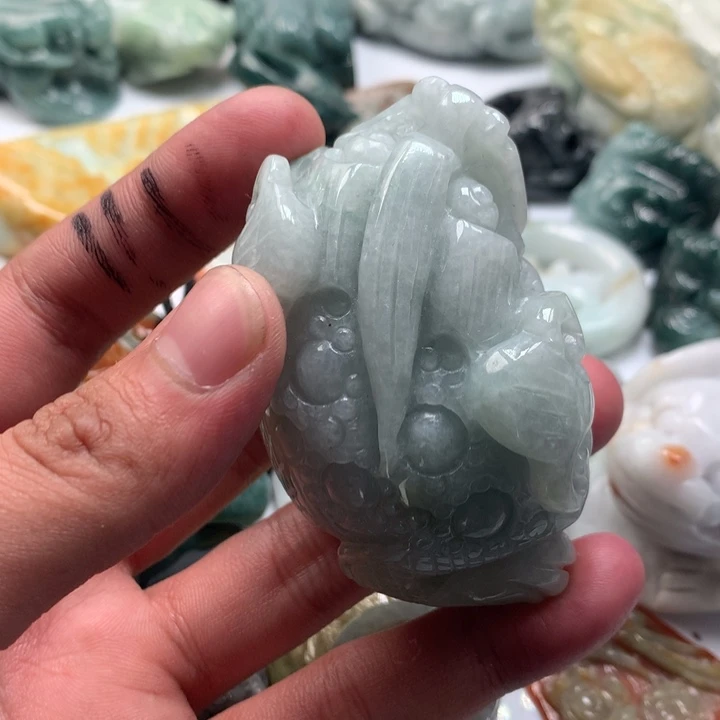 翡翠未镶嵌颈饰保真天然a货翡翠