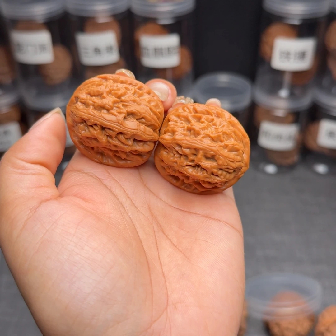 把件文玩核桃精致红锦鲤