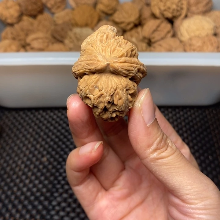飞***觉吊坠文玩核桃文玩核桃异形单只