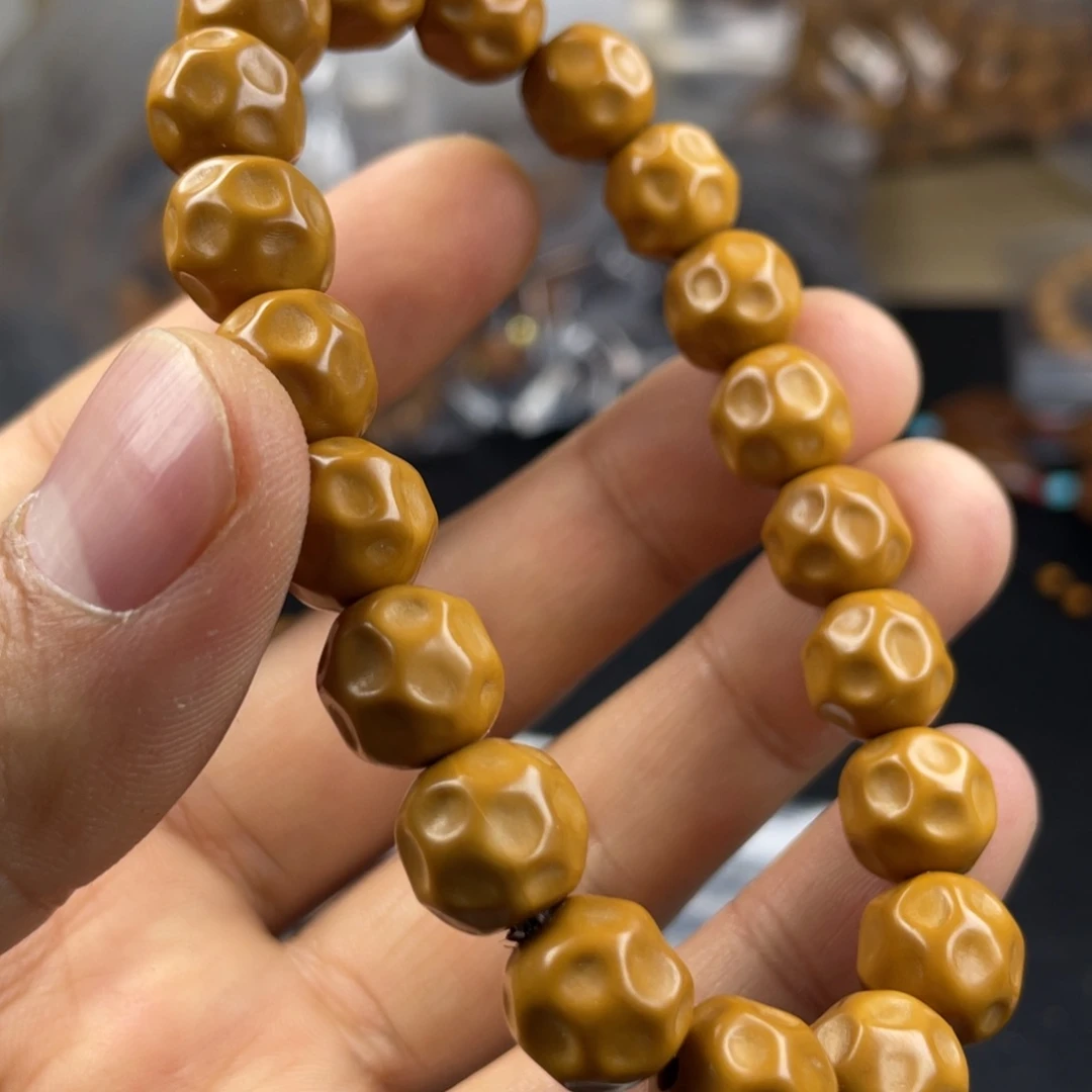 猴头核桃吊坠这不都