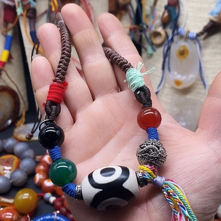 玛瑙/玉髓颈饰合金