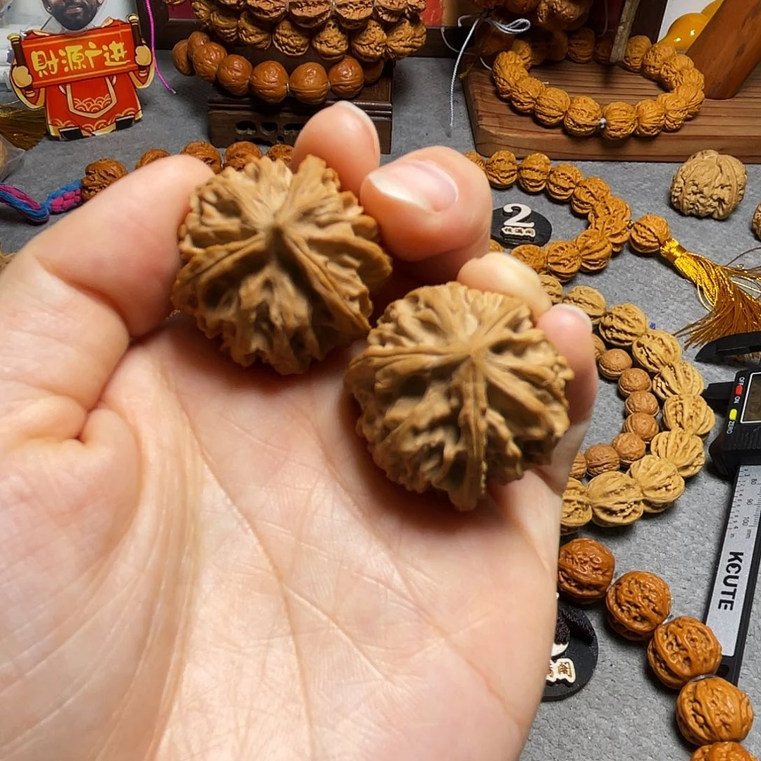 核桃瞑**案三棱球奔手捻88