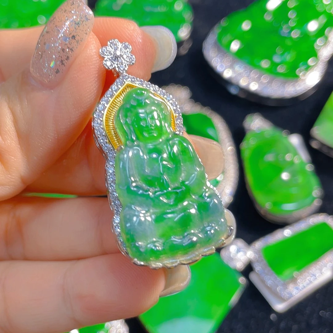 翡翠未镶嵌颈饰翡翠
