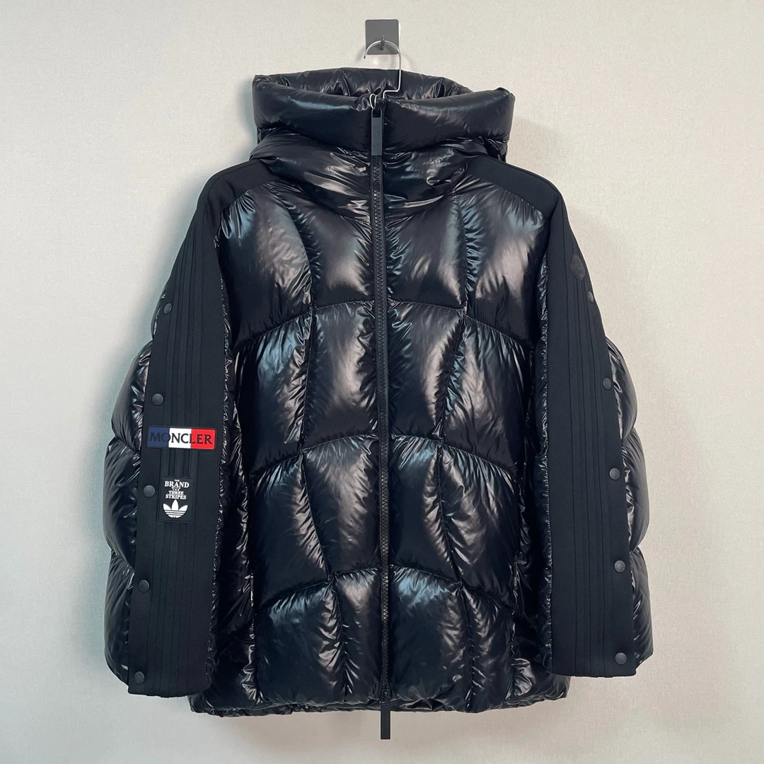 未使用 MONCLER 盟可睐Adidas联名款羽绒服/1码/带吊/价18100
