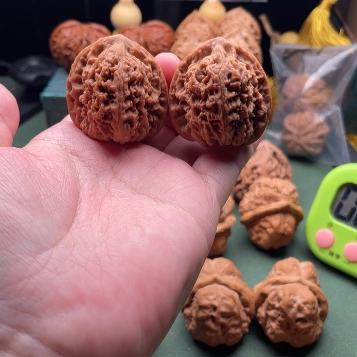 文玩核桃把件天残南疆