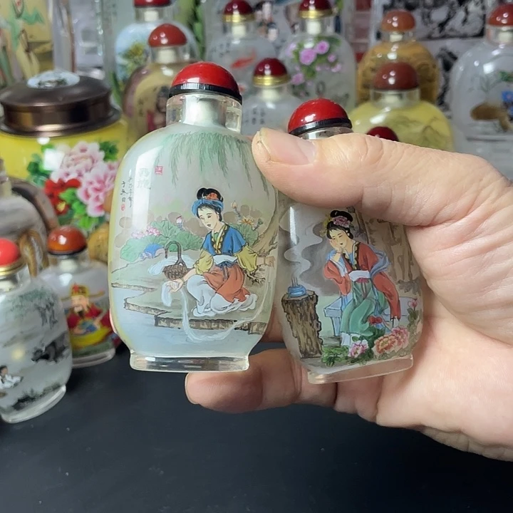 不***多有机玻璃内画鼻烟壶四美图