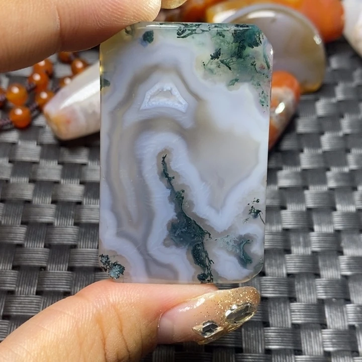 【闪购商品】玛瑙/玉髓颈饰未镶嵌老***机