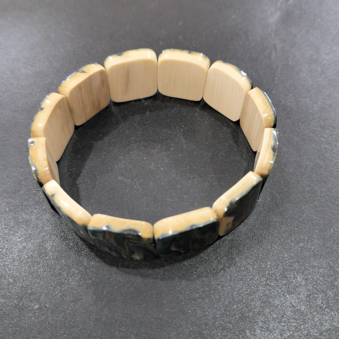 猛犸约34.3克雕刻件QL227