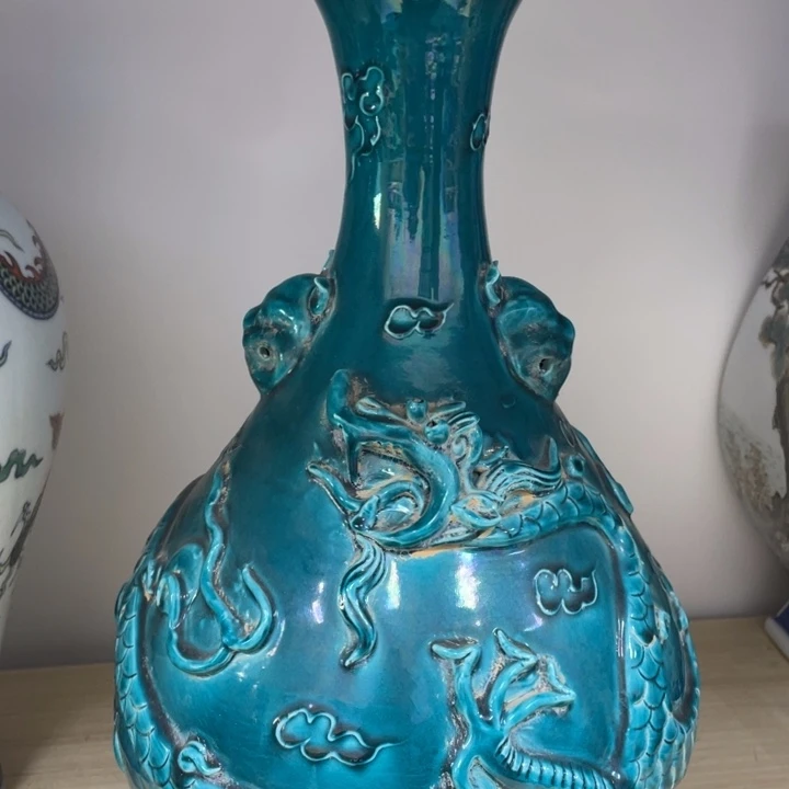 陶瓷单色釉蒜头瓶