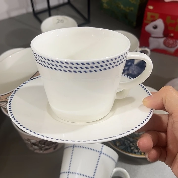 瓷片微瑕骨瓷蓝色格调咖啡杯碟一套