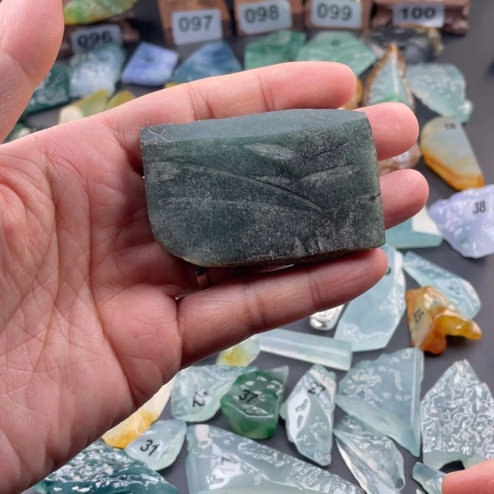 定制翡翠未镶嵌苍*