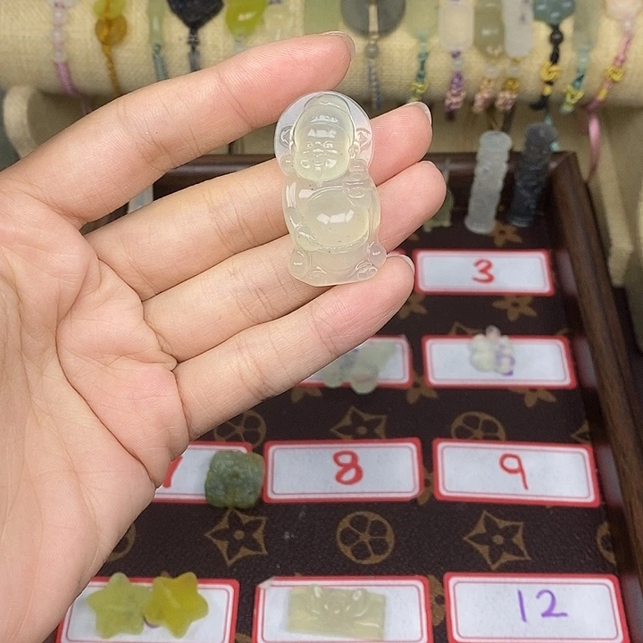 蛇纹石玉合金颈饰