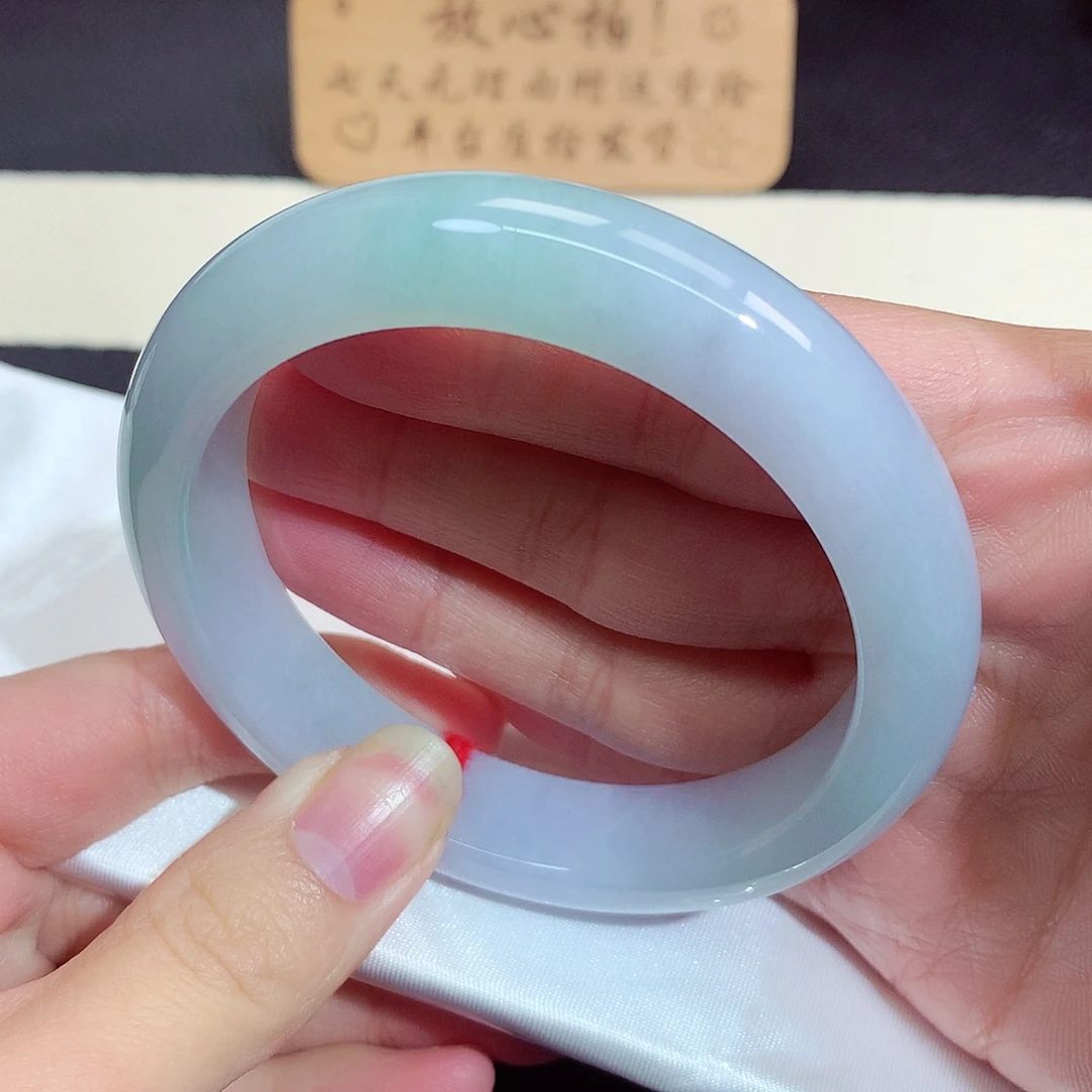 翡翠未镶嵌手镯445