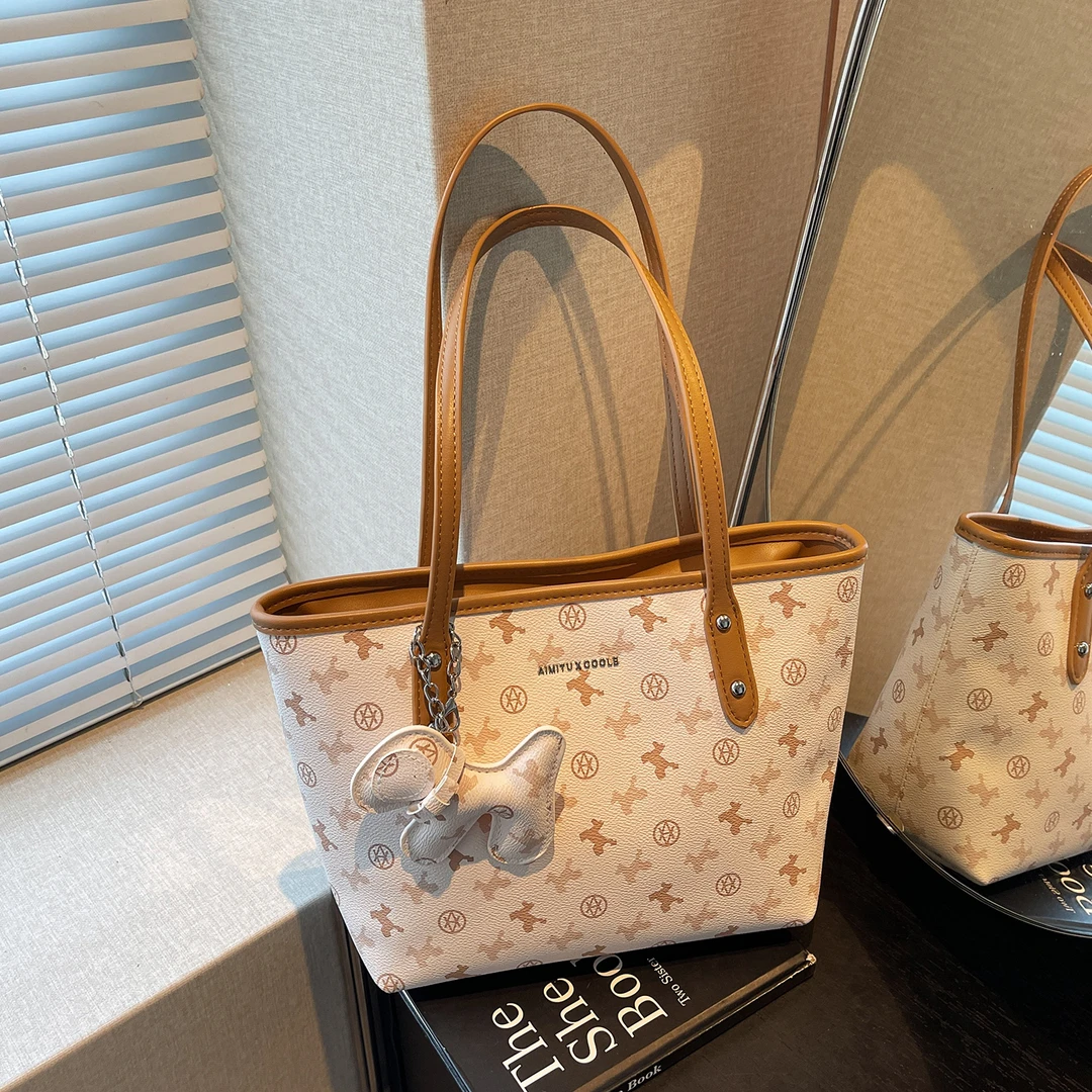 艾米兔女包2025新款休闲时尚印花大容量日常洋气质感通勤单肩包