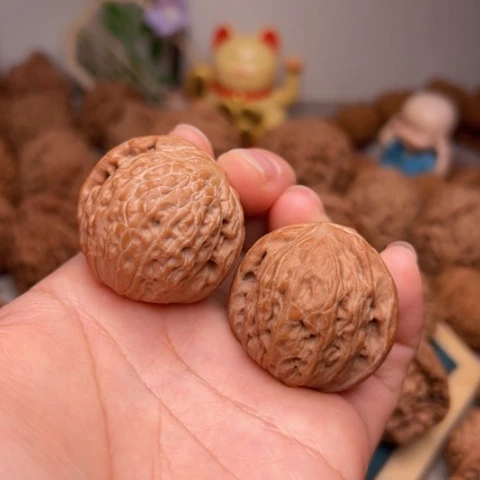 吊坠文玩核桃歪铁锤