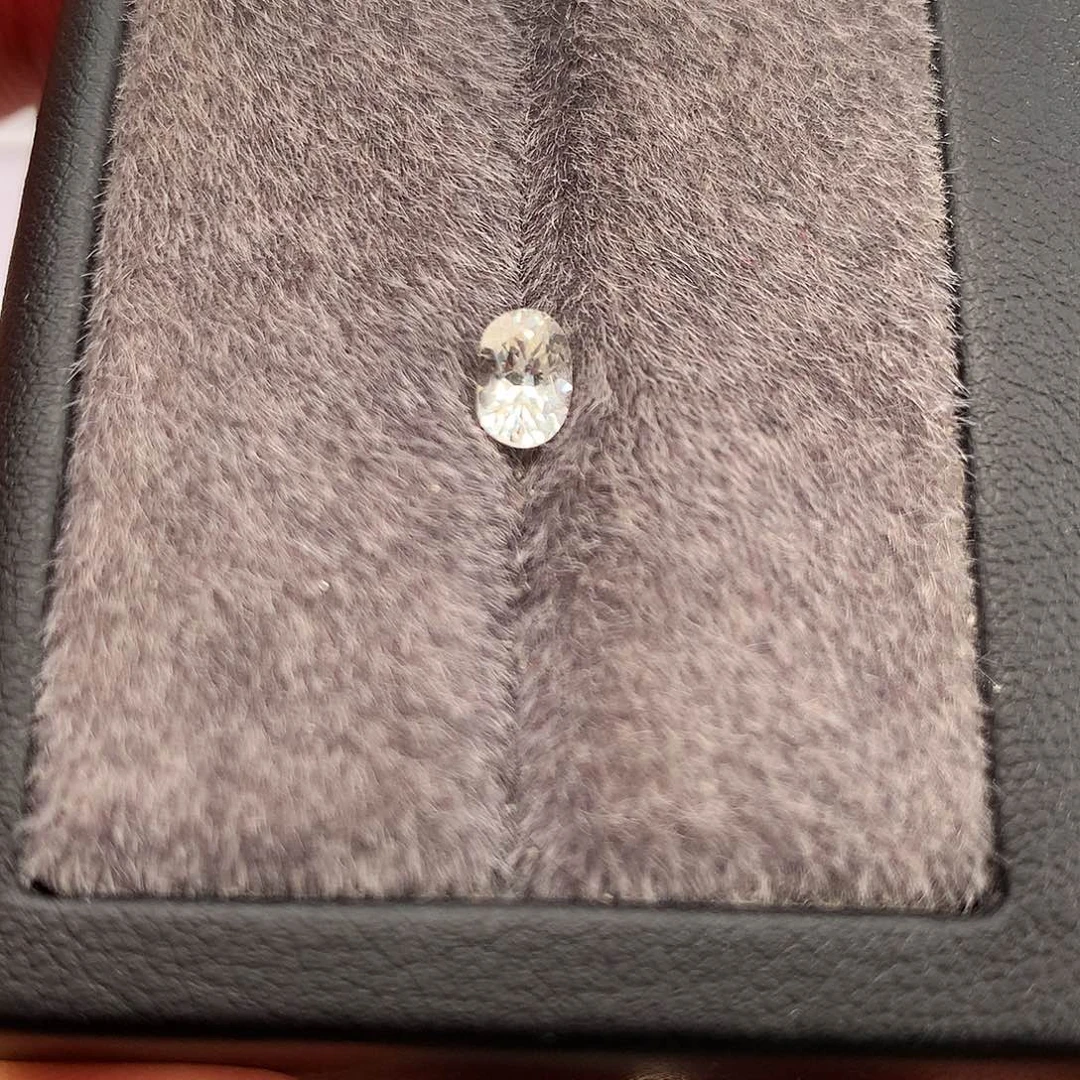 蓝宝石裸石0.61/29.9