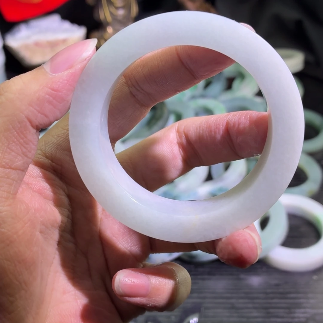 定制翡翠未镶嵌天然翡翠A货毛胚手镯定制